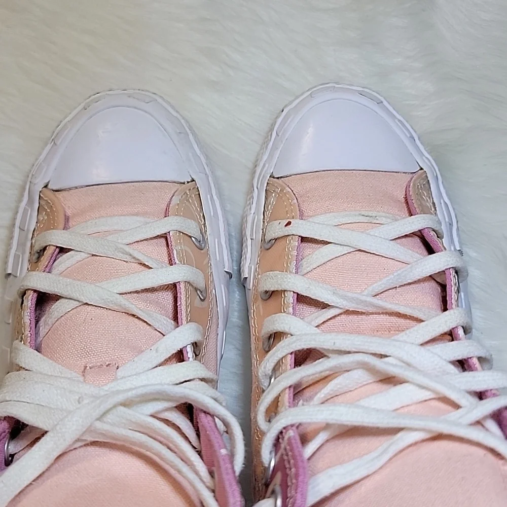 CONVERSE  Not a Chuck Storm Pink Hightop Sneakers size 5